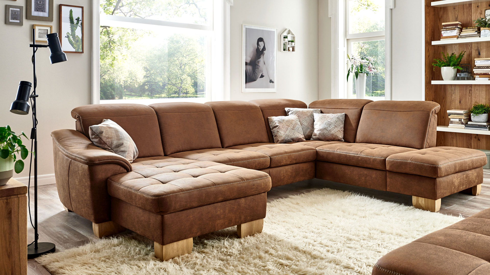 Ecksofa modulmaster aus Stoff in Hellbraun Modulmaster MM-PP1058 - Ecksofa in U-Form tabacfarbene Mikrofaser Mustang & Wildeiche – Stellfläche ca. 341 x 243 cm