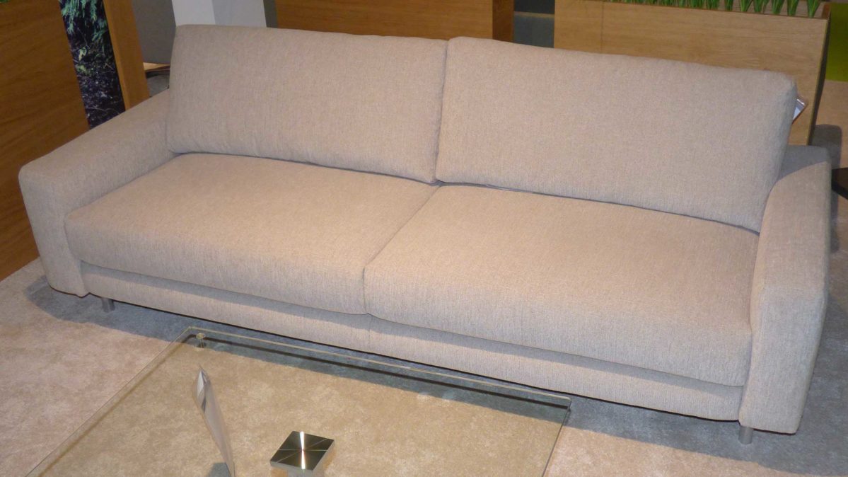 Einzelsofa Koinor aus Metall Stoff in Beige KOINOR Sofa Omega, Einzelsofa 230 cm beiger Stoffbezug King & Rundrohrfuss Alu, Sitz Federkern