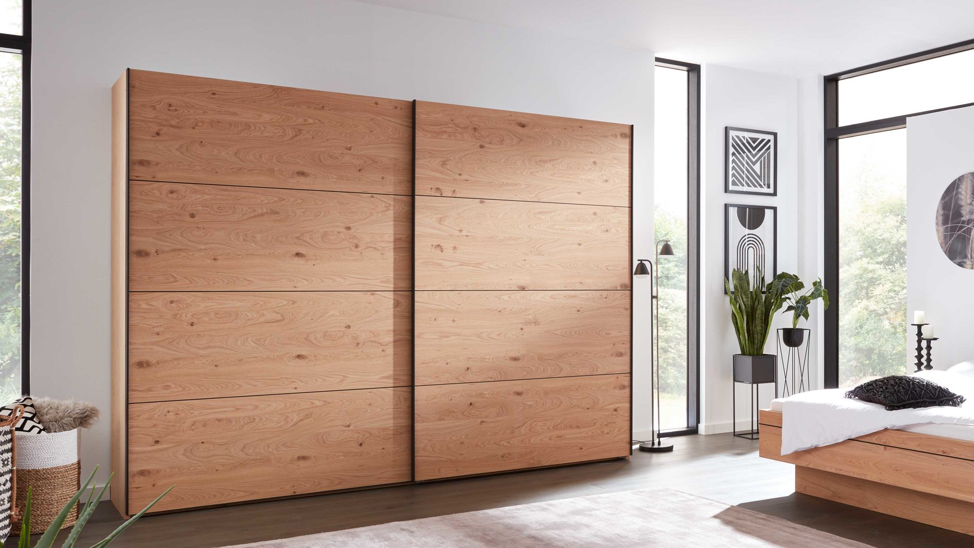 Kleiderschrank Interliving aus Holz in Holzfarben Interliving Schlafzimmer Serie 1024 – Schwebetürenschrank 982700 Design 24,  Balkeneiche - zwei Türen, Breite ca. 271 cm