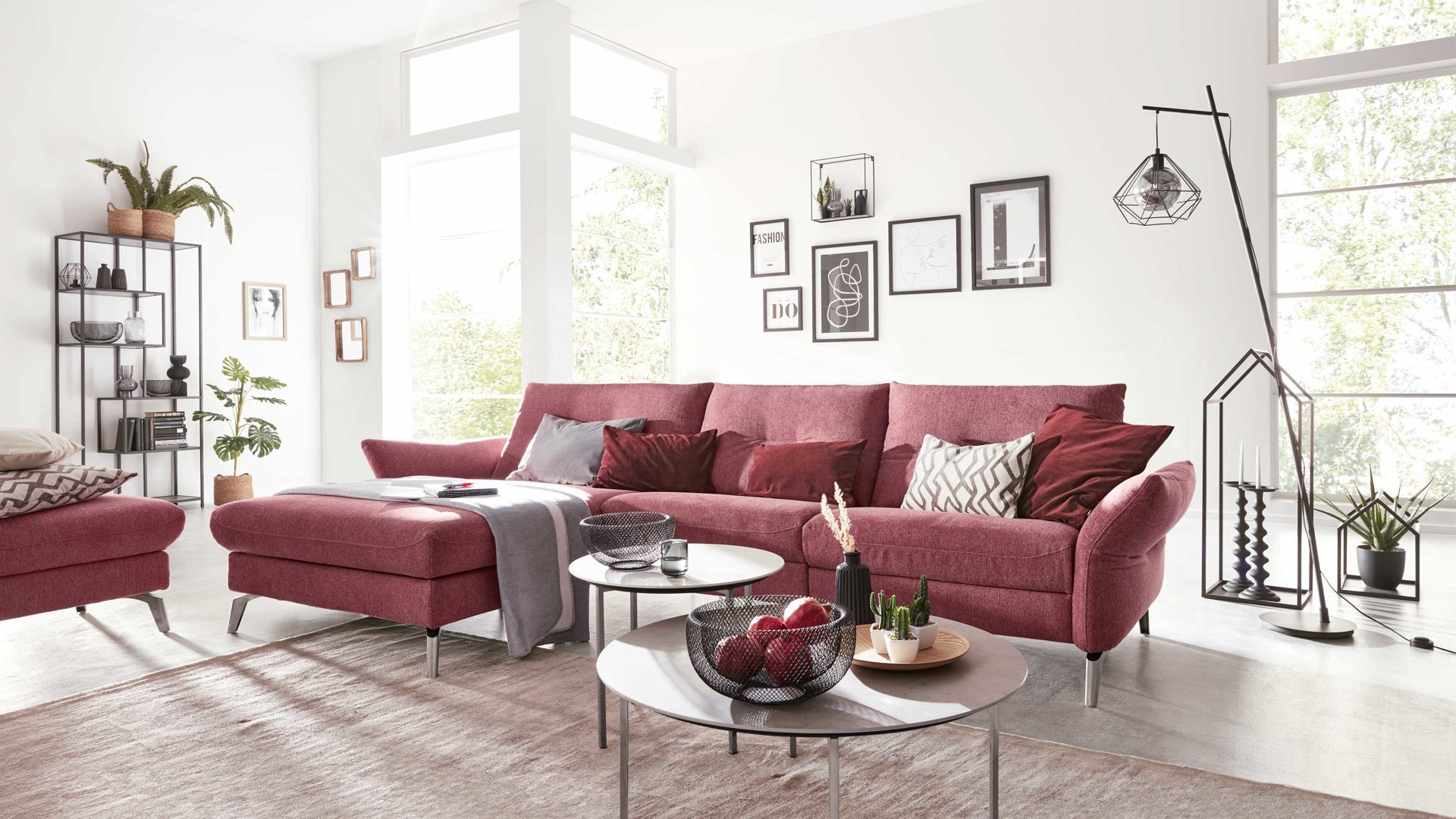 Ecksofa Interliving aus Stoff in Pink Interliving Sofa Serie 4400 - Ecksofa pastellvioletter Bezug GCP 8 - Stellfläche ca. 167 x 296 cm