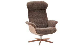 Relaxsessel Conform® aus Fell in Hellbraun CONFORM® Relaxsessel Timeout mit Schaffell saharafarbenes Schaffell & Eichefurnier