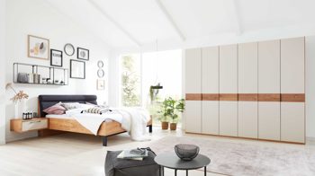 Komplettzimmer Interliving aus Holz in Weiß Interliving Schlafzimmer Serie 1023 – Komplettzimmer Weiß & Balkeneiche - vierteilig