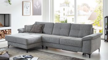 Ecksofa COMFORT SMART aus Stoff in Hellgrau COMFORT SMART Viva - Ecksofa mit Funktionen frostgraues Flachgewebe Famous & schwarze Metallfüße - Stellfläche ca. 162 x 296 cm