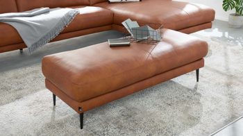 Polsterhocker Interliving aus Leder in Orange Interliving Sofa Serie 4004 - XXL-Hocker G140 cognacfarbenes LongLife-Leder Z75-50 - ca. 140 x 60 cm